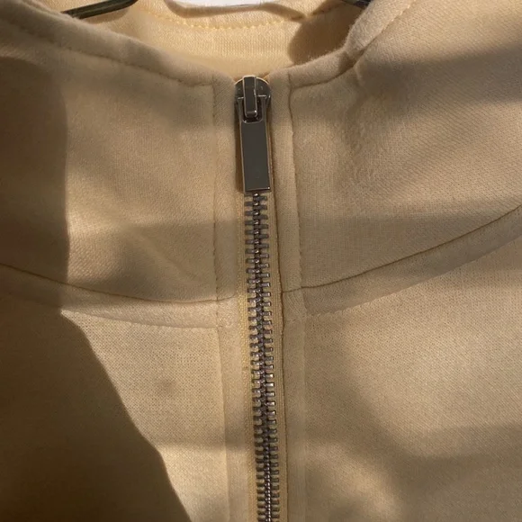 Small, Divided, - Picture 2 of 5